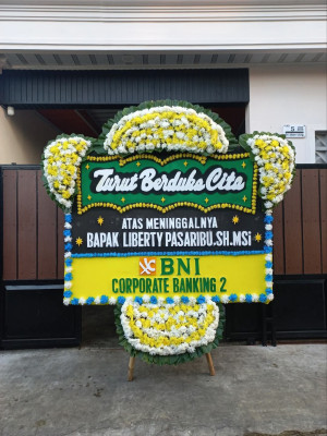 Papan Bunga Duka di Panyirapan