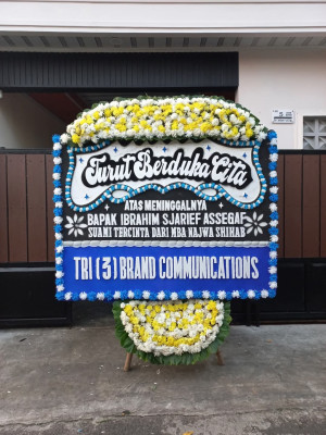 Papan Bunga Duka di Panyirapan